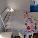 Trilocale In Dimora Tipica Lägenhet *