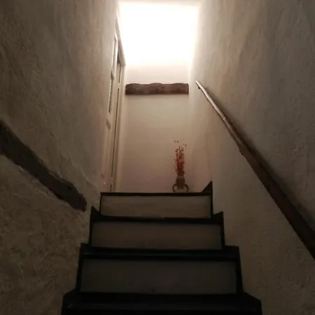 Trilocale In Dimora Tipica