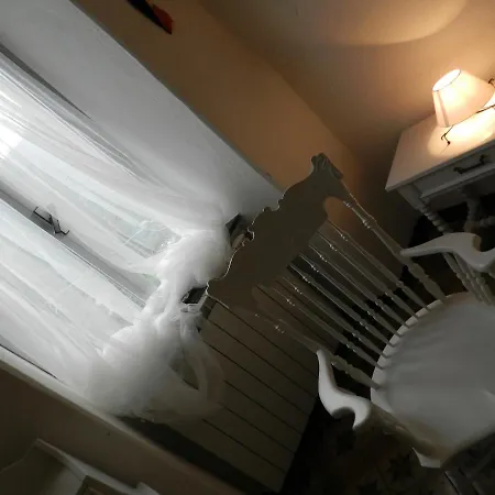 Trilocale In Dimora Tipica Lejlighed