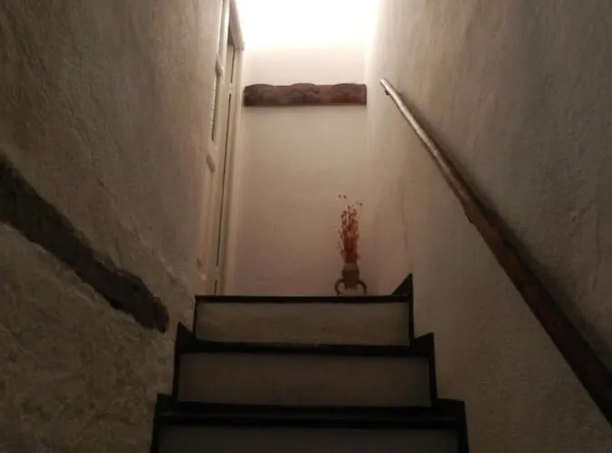 Trilocale In Dimora Tipica